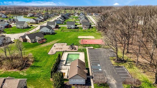 1293 Blue Haven Way, Greenwood, IN 46143