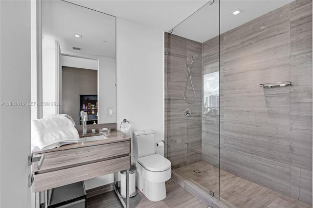 18975 Collins Avenue 1101, Sunny Isles Beach, FL 33160