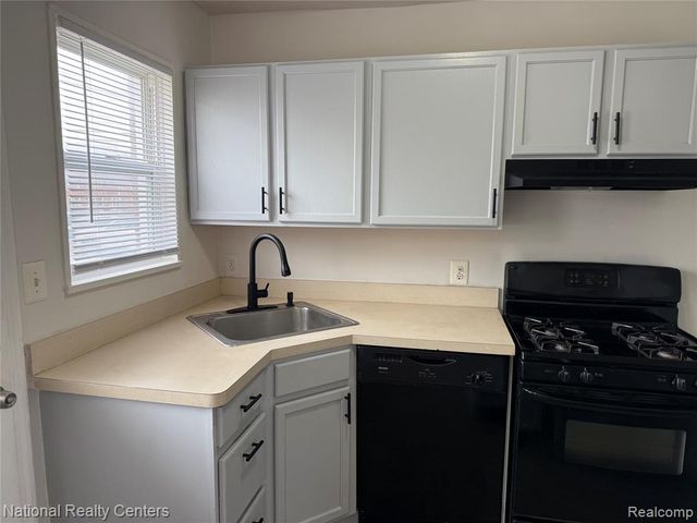 3264 Coolidge Highway, Royal Oak, MI 48073