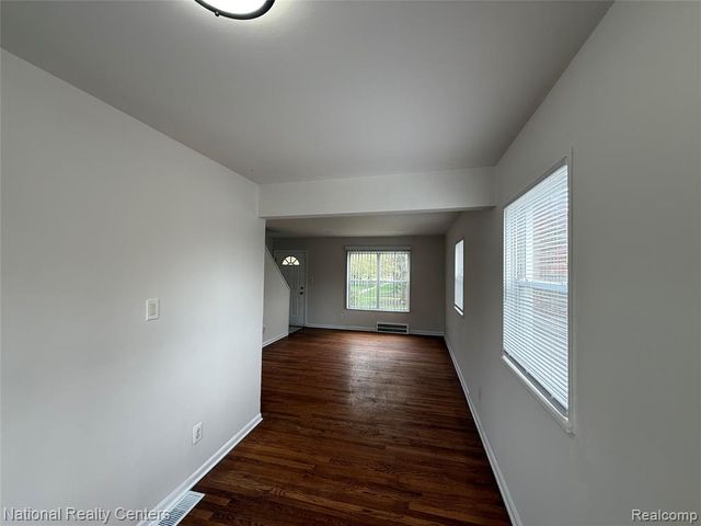 3264 Coolidge Highway, Royal Oak, MI 48073