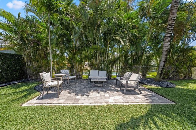 115 Highland Lane, Delray Beach, FL 33444