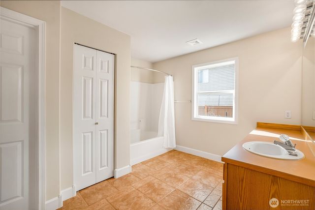 19802 101st Street E, Bonney Lake, WA 98391