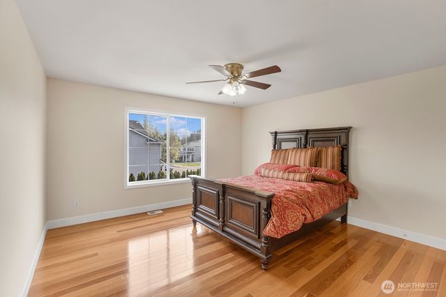 19802 101st Street E, Bonney Lake, WA 98391