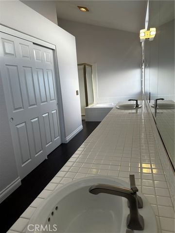 39712 Corte Santa Barbara, Murrieta, CA 92563