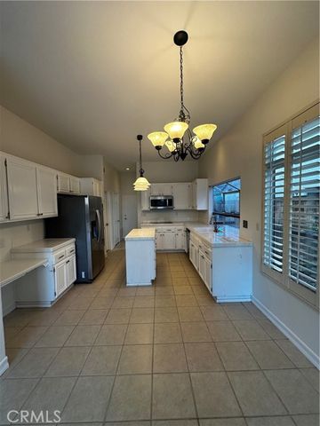 39712 Corte Santa Barbara, Murrieta, CA 92563