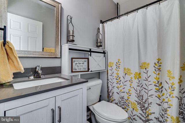 1955 LOWERY RD, Huntingtown, MD 20639