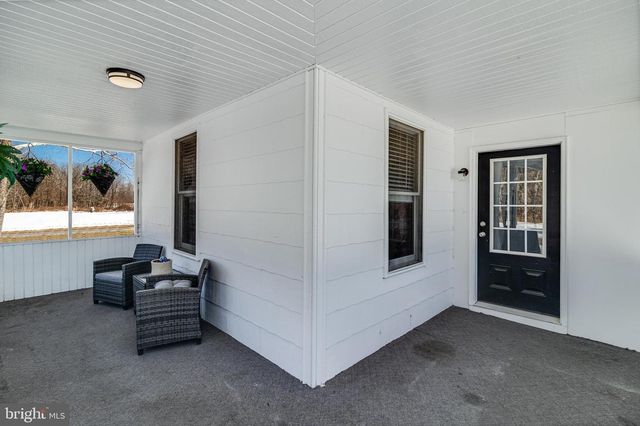 1955 LOWERY RD, Huntingtown, MD 20639