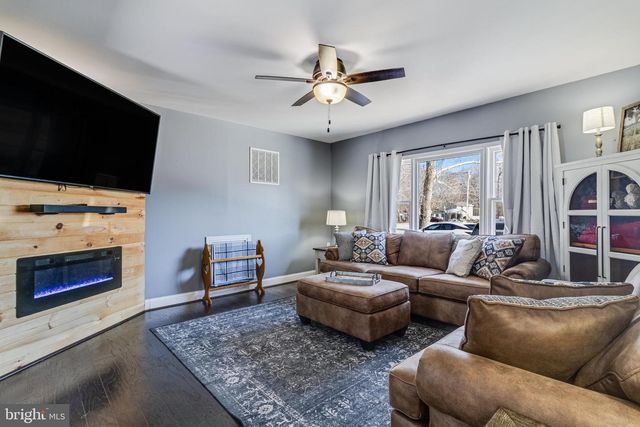 1955 LOWERY RD, Huntingtown, MD 20639