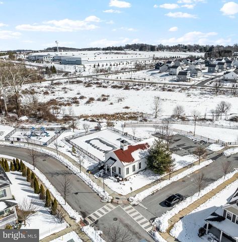 112 FRAME DR, Coatesville, PA 19320