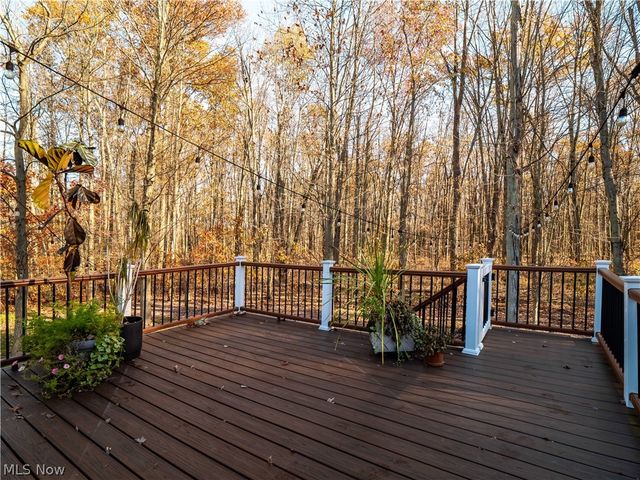 8898 Harvest Ridge Way, North Ridgeville, OH 44039