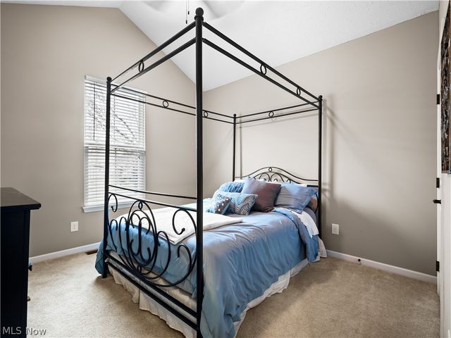 8898 Harvest Ridge Way, North Ridgeville, OH 44039