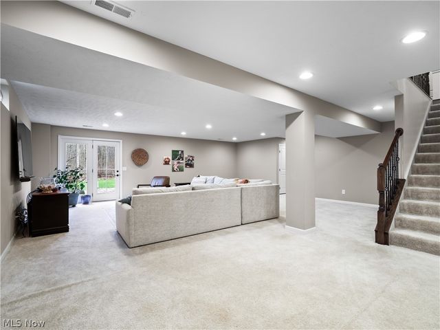 8898 Harvest Ridge Way, North Ridgeville, OH 44039