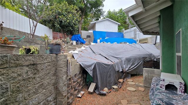 787 Terrace 49, Los Angeles, CA 90042