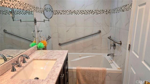787 Terrace 49, Los Angeles, CA 90042