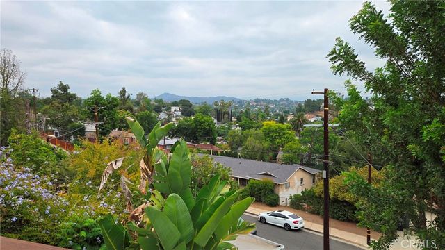 787 Terrace 49, Los Angeles, CA 90042