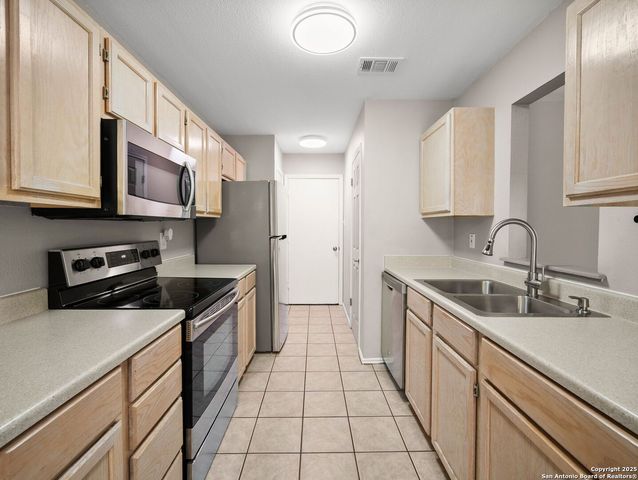 6310 Club Oaks, San Antonio, TX 78249