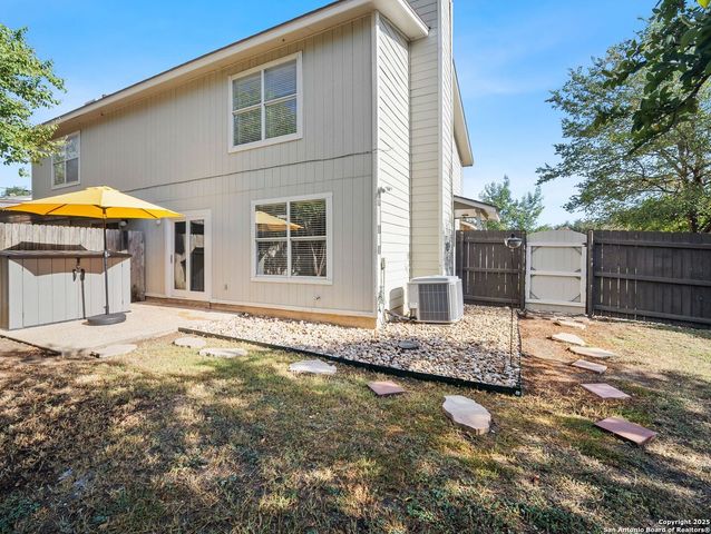 6310 Club Oaks, San Antonio, TX 78249