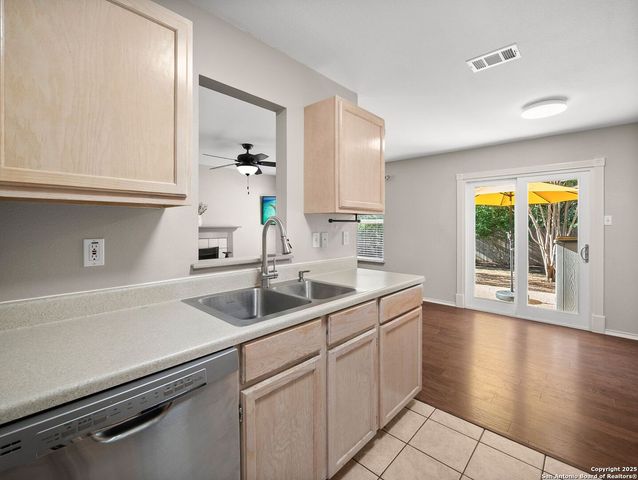 6310 Club Oaks, San Antonio, TX 78249