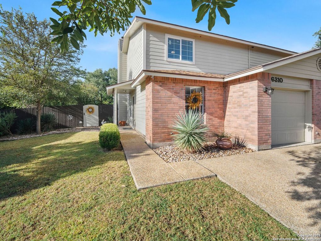 6310 Club Oaks, San Antonio, TX 78249