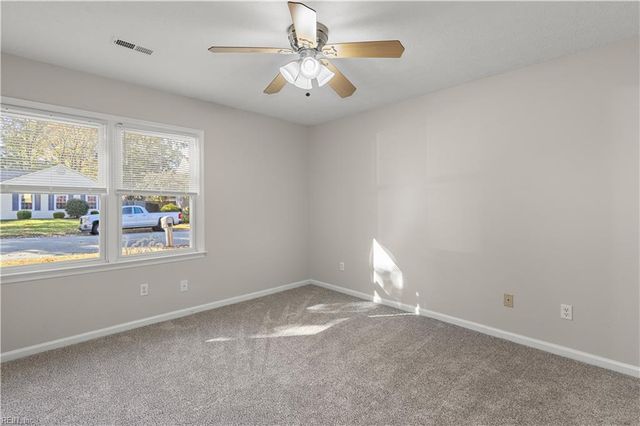 734 Gunby RD, Newport News, VA 23601