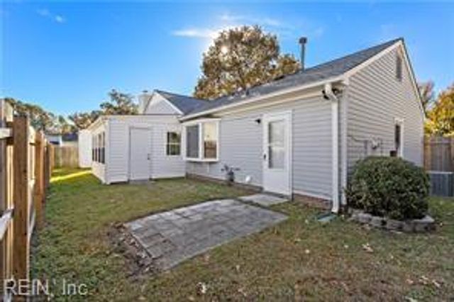 734 Gunby RD, Newport News, VA 23601