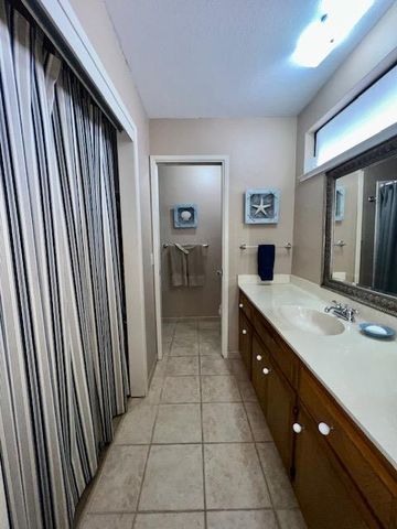 1826 Reisling Dr, Lodi, CA 95240