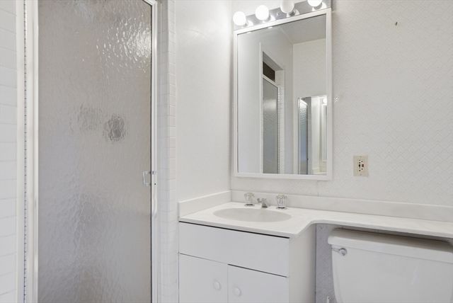 180 Beacon Street 8DE, Boston, MA 02116