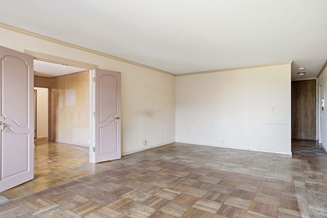 180 Beacon Street 8DE, Boston, MA 02116