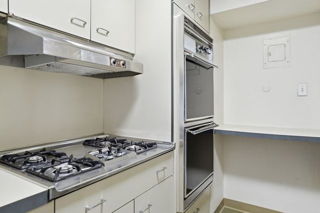180 Beacon Street 8DE, Boston, MA 02116