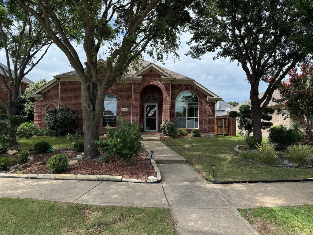 11266 Round Mountain Drive, Frisco, TX 75035