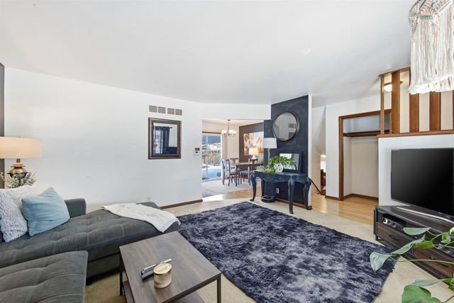 4114 W Bella Vista St, Wichita, KS 67212