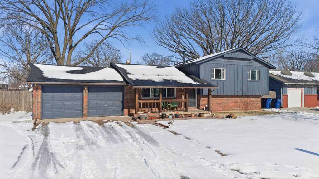 4114 W Bella Vista St, Wichita, KS 67212