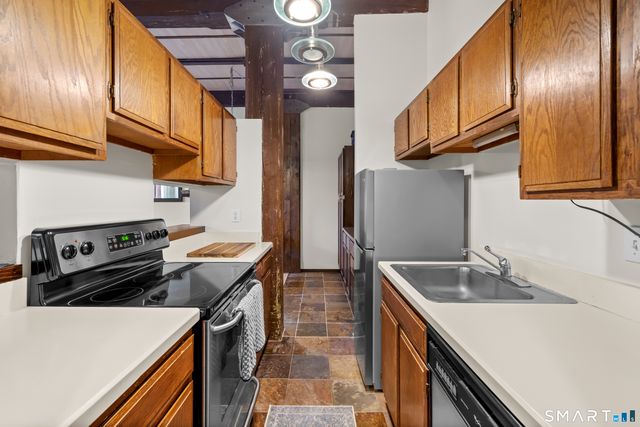 222 Williams Street East 121, Glastonbury, CT 06033