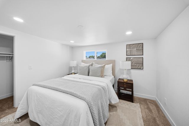 934 S PIONEER Street, Mesa, AZ 85204