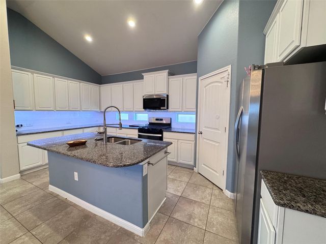 16420 Pienza DR, Pflugerville, TX 78660