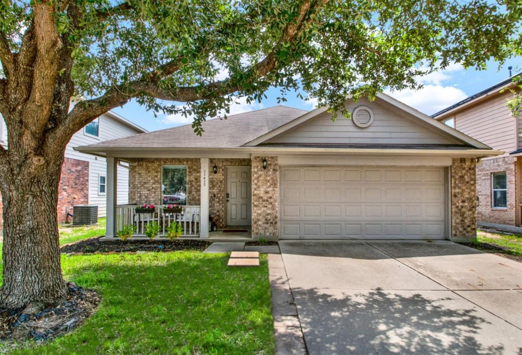 11415 Hemington Drive, Tomball, TX 77375