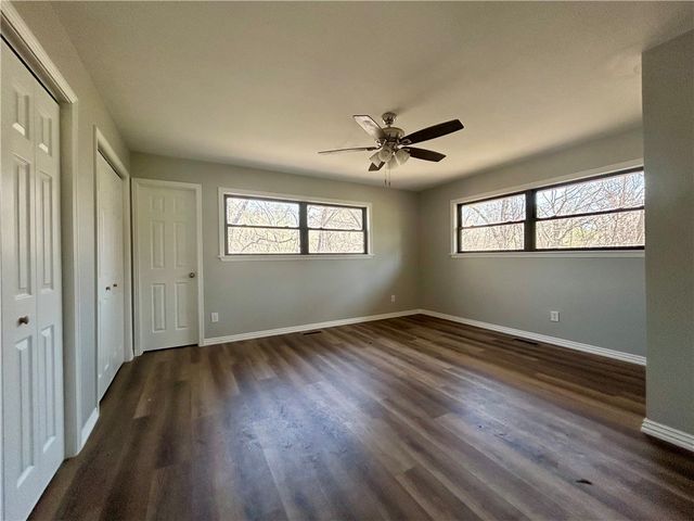 12 Newport Circle, Bella Vista, AR 72715