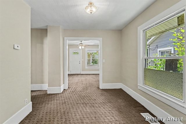 904 Riverview Avenue, Lansing, MI 48915