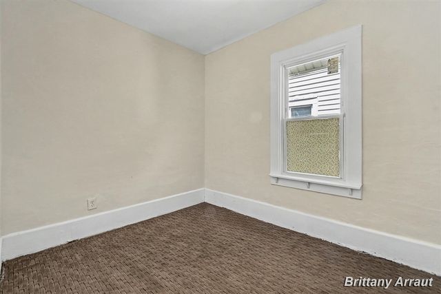 904 Riverview Avenue, Lansing, MI 48915