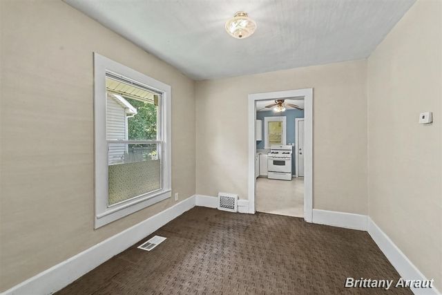 904 Riverview Avenue, Lansing, MI 48915