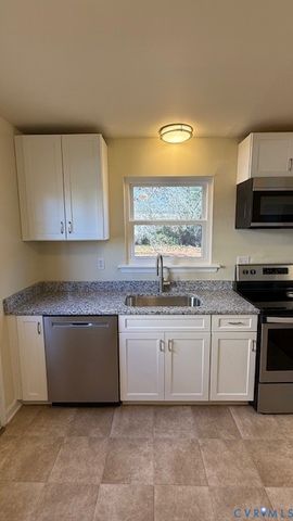 501 Faye St, Richmond, VA 23225