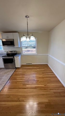 501 Faye St, Richmond, VA 23225