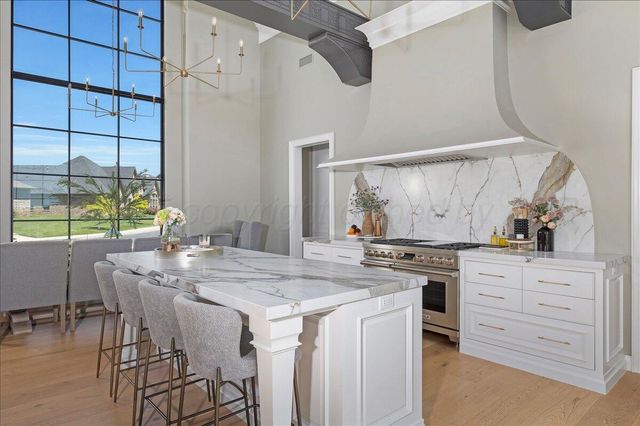 6705 PARKWOOD Place, Amarillo, TX 79119