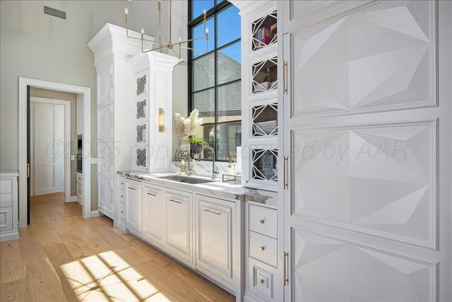 6705 PARKWOOD Place, Amarillo, TX 79119