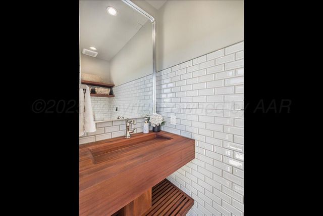 6705 PARKWOOD Place, Amarillo, TX 79119