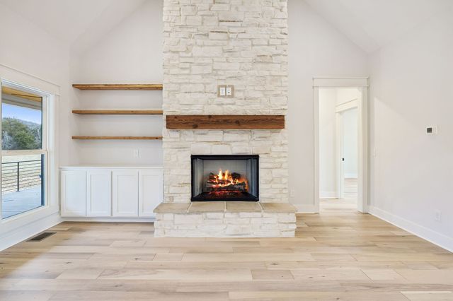 9665 McKee Rd, Lascassas, TN 37085