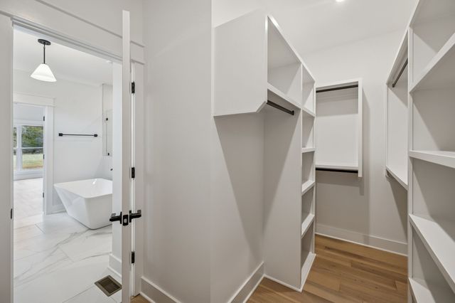 9665 McKee Rd, Lascassas, TN 37085