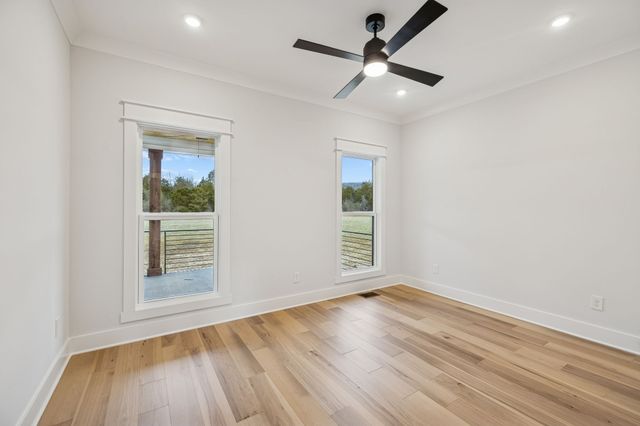 9665 McKee Rd, Lascassas, TN 37085