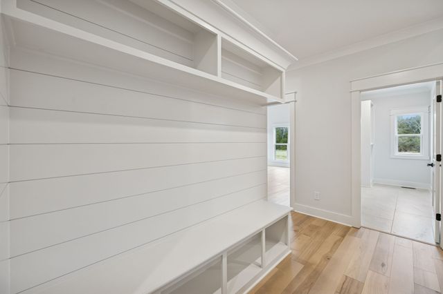 9665 McKee Rd, Lascassas, TN 37085