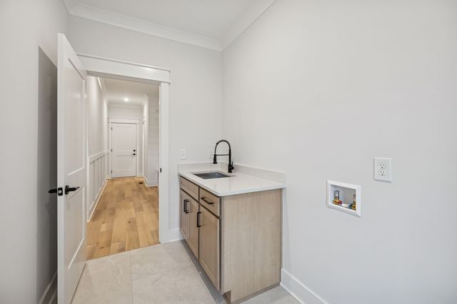 9665 McKee Rd, Lascassas, TN 37085